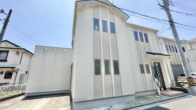 堺市東区日置荘原寺町　中古戸建の外観