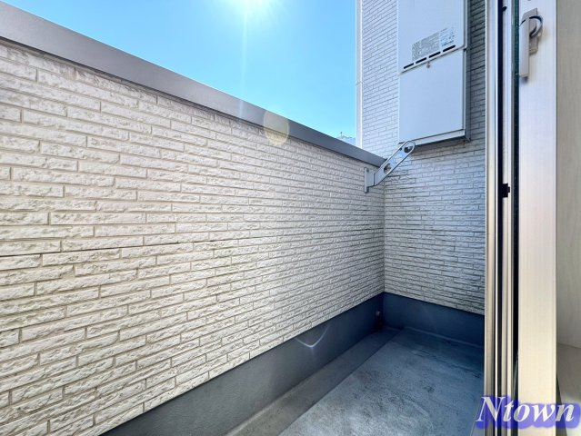 【バルコニー】 | サニーベール志賀町 | 暖かな日差しのふりそそぐバルコニー