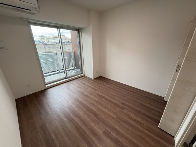 エメルミナ豊中岡町の居間・リビング