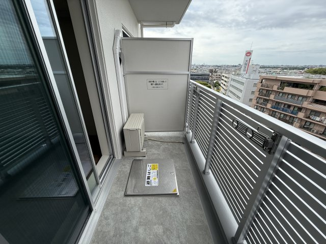 エメルミナ豊中岡町のバルコニー