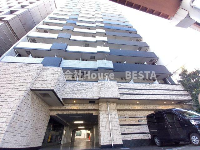 ラヴ神戸三宮の外観