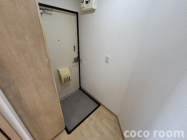 シティフラット大畑Bの玄関