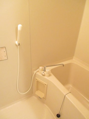 【浴室】 | メゾン城南