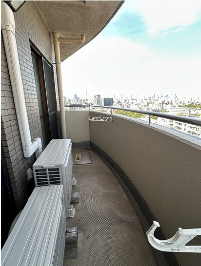 【バルコニー】
