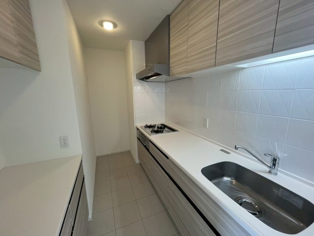 MALULANI 南青山のキッチン