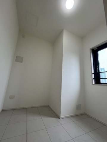 MALULANI 南青山の洋室