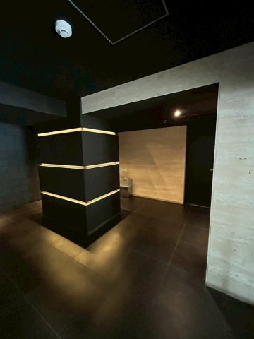 MALULANI 南青山のロビー