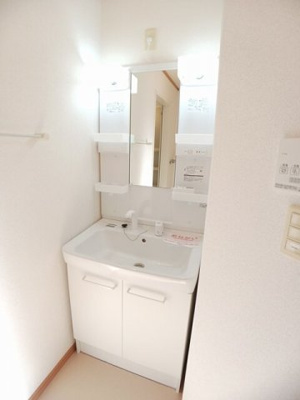 【洗面所】 | ビレッジケイツ | 使いやすい洗面所です