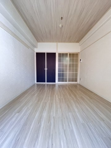大阪市城東区中央１丁目の賃貸マンションの寝室
