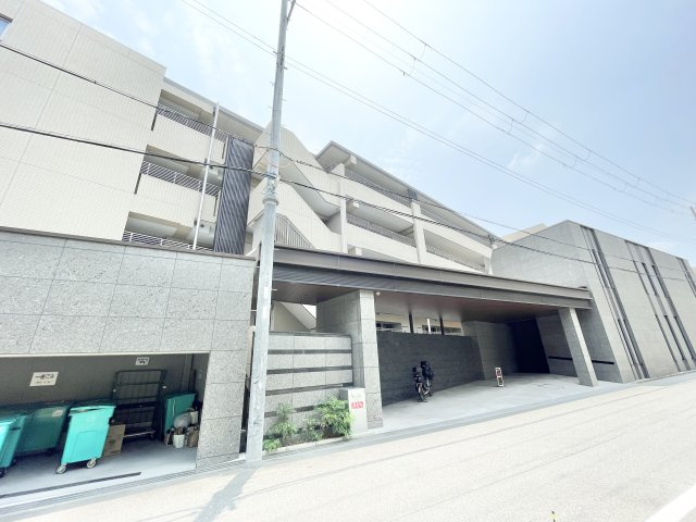 プラウド枚方岡南町