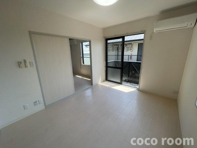 メナージュCの居間・リビング