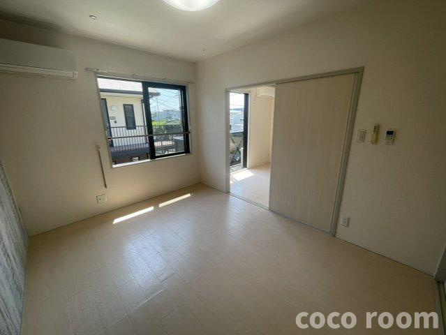 メナージュCの居間・リビング