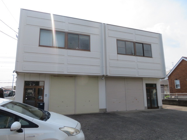 東松山市沢口町の倉庫