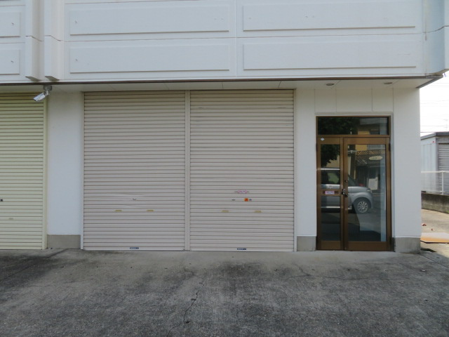 東松山市沢口町の倉庫