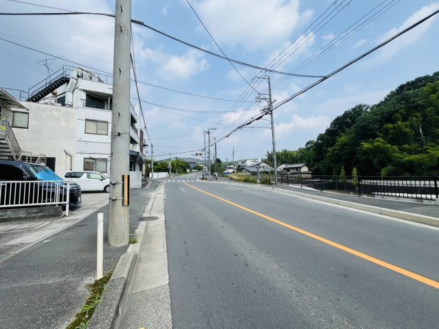 深草東伊達町の周辺