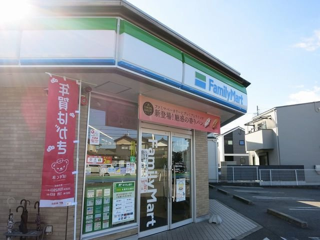 シャン・ド・フルールＳの周辺|ファミリーマート 岡崎赤渋町店まで600m