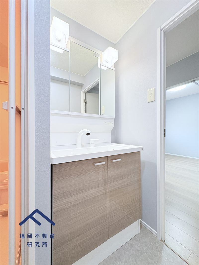 グランピア博多東IIの独立洗面台