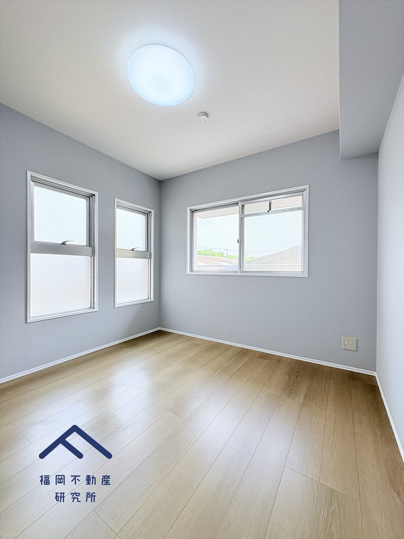 グランピア博多東IIの洋室