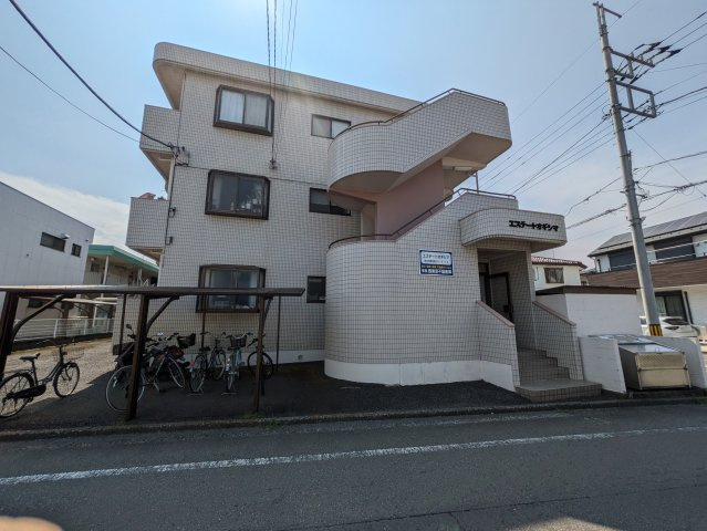 エステートオギシマの外観