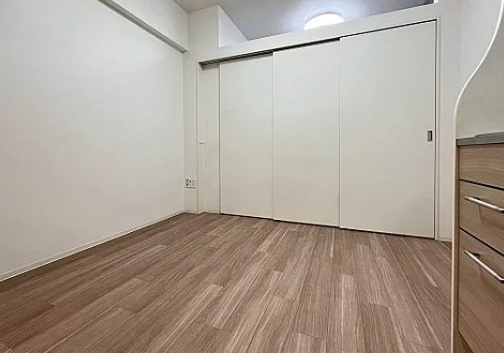 プレサンス江坂ベルフィーヌの居間・リビング