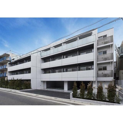 【外観】 | ガーラ・ヴィスタ練馬 | 鉄筋コンクリート造のがっちりとした建物。