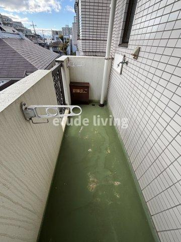 大栄志木パレスのバルコニー