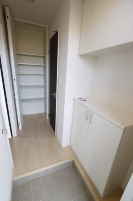 【玄関】 | ソシアＥ