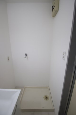 【設備】 | ファミールヴィラ | 室内洗濯機置場