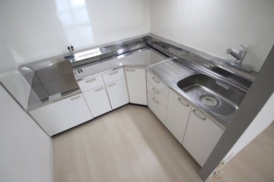 【キッチン】 | ファミールヴィラ