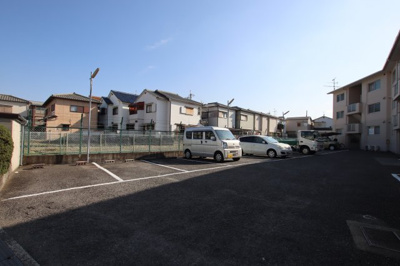 【駐車場】 | ファミールヴィラ