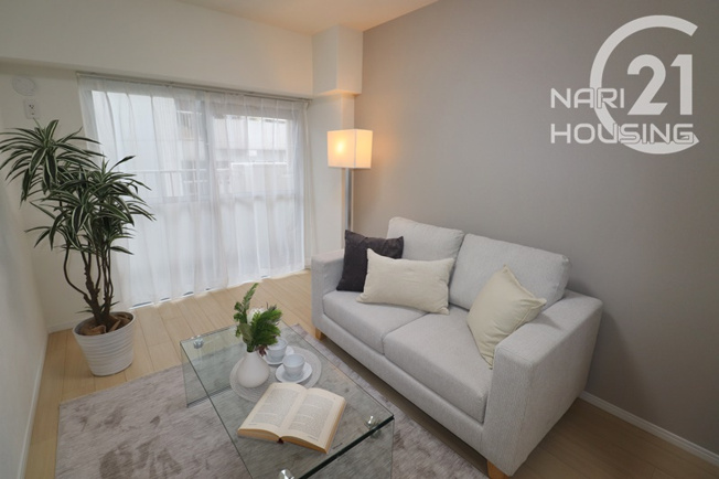 【洋室】 | ハイネス福生 | 洋室　約6帖