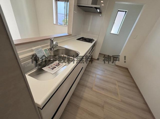 【キッチン】 | 神戸市垂水区南多聞台3丁目　新築戸建A号棟　仲介手数料無料！ | 使いやすいキッチンです