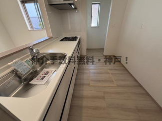 【キッチン】 | 神戸市垂水区南多聞台3丁目　新築戸建A号棟　仲介手数料無料！ | お料理しやすいキッチンです