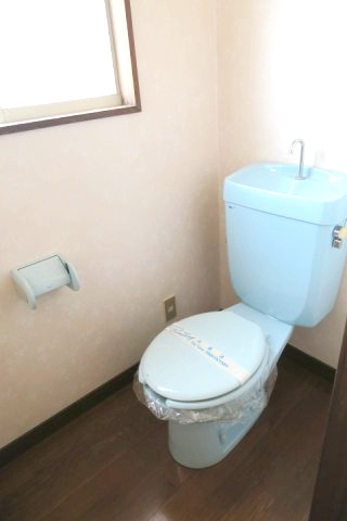 メゾン太陽のトイレ|ウォシュレットに交換します。