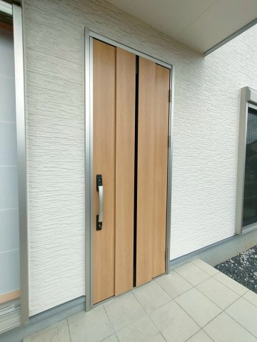 三郷市　彦糸1丁目　　中古戸建の洋室|スタンダードな洋室です