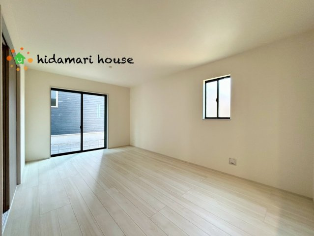 伊奈町西小針1丁目　新築戸建　ハートフルタウンAの居間・リビング