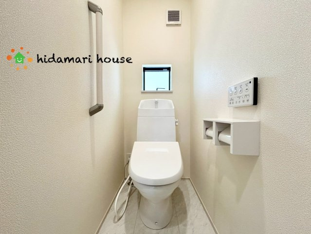 伊奈町西小針1丁目　新築戸建　ハートフルタウンAのトイレ
