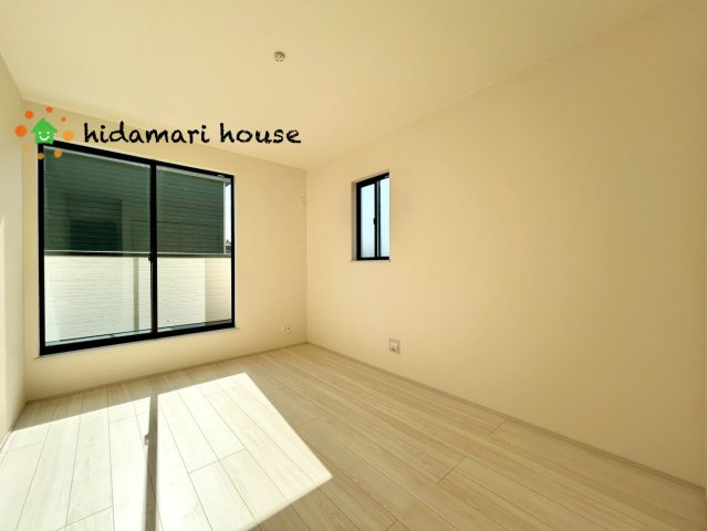 伊奈町西小針1丁目　新築戸建　ハートフルタウンAの洋室|２階洋室：6.5帖