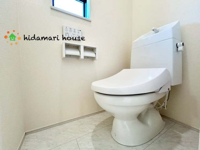 伊奈町西小針1丁目　新築戸建　ハートフルタウンAのトイレ