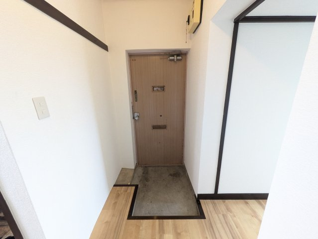 相生山団地31号棟 | 名古屋市の賃貸ならMy賃貸の玄関|相生山団地31号棟