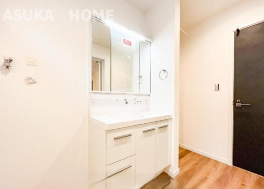 旭区川井本町新築戸建の独立洗面台