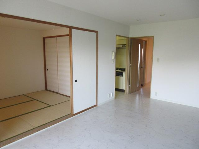 浦和エメラルドグリーンの寝室