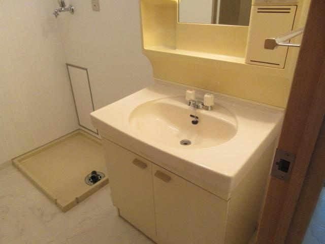 浦和エメラルドグリーンの洗面所