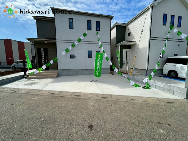 伊奈町西小針1丁目　新築戸建　ハートフルタウンBの外観