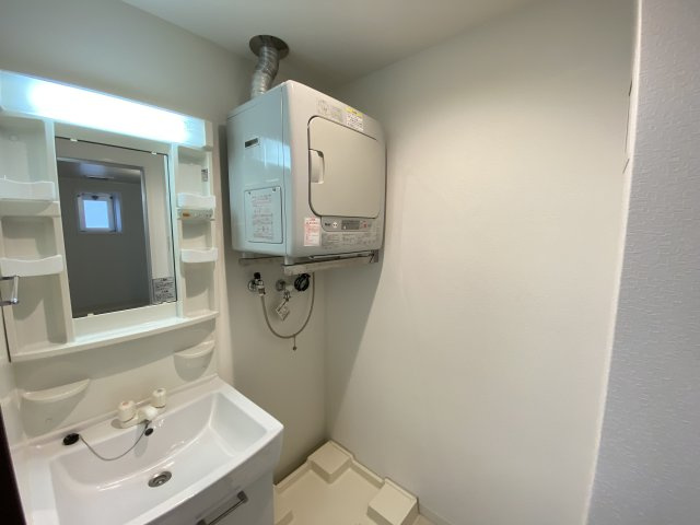 レジデンス森山の洗面所