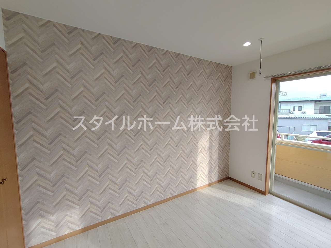 サンパティーク・シロアトの居間・リビング|別部屋写真です。