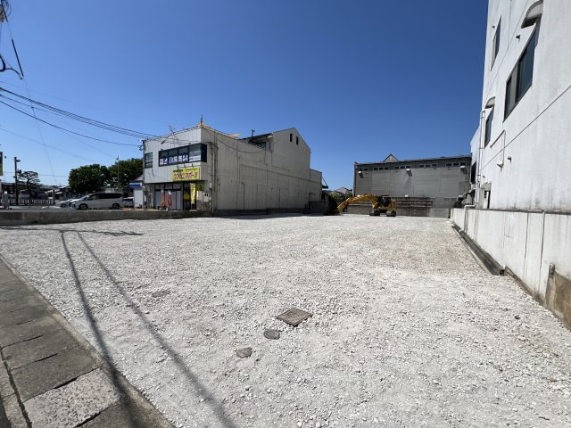 津山市田町　病院跡売地の外観