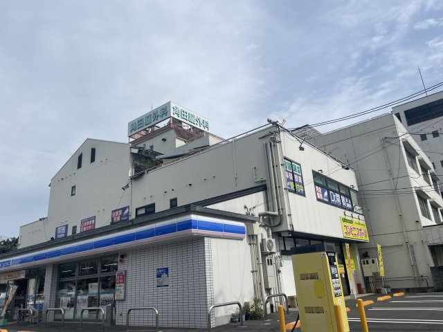 津山市田町　病院跡売地の外観