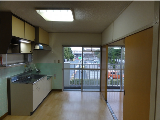 西町コーポの居間・リビング