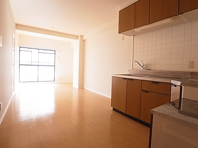 神戸市兵庫区羽坂通４丁目の賃貸マンションの居間・リビング|リビング洋室